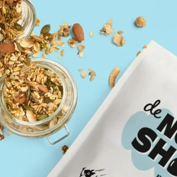 Lokaal Shoppen, Globaal Genieten: De Schoonheid van Denotenshop