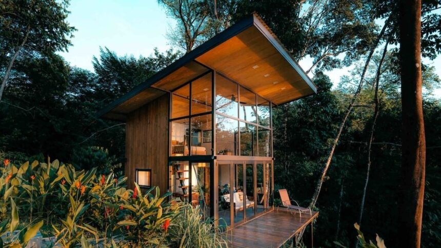 Costa Rica Family: Beaches & House in the Sky – A Wild & Airborne Getaway Costa Rica Family: Beaches & House in the Sky – A Wild & Airborne Getaway