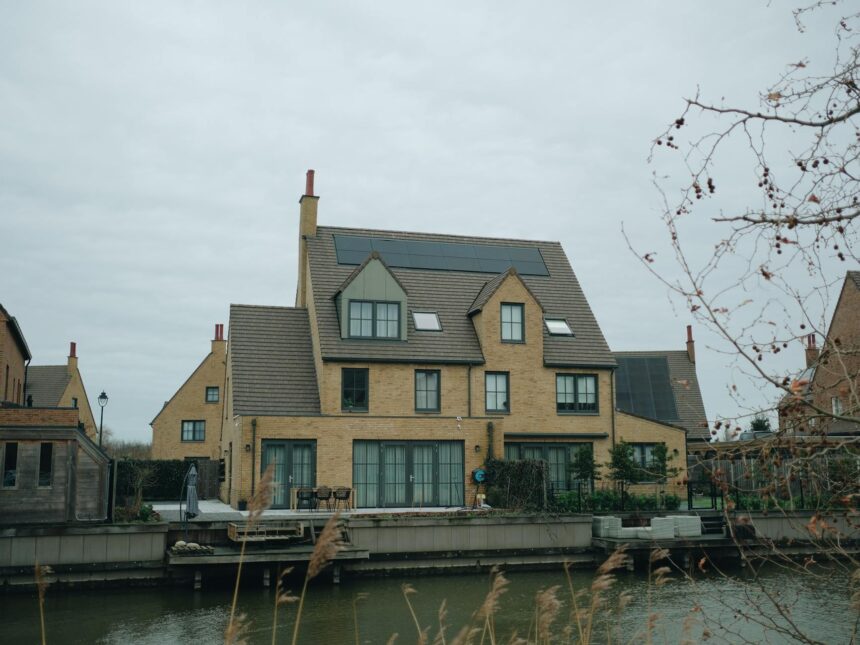 Een Tweede Woning Kopen in Nederland: Investeren in Recreatief Vastgoed met EuroParcs Makelaardij